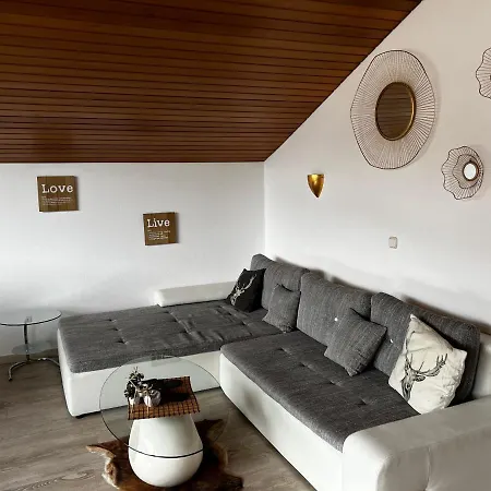 Yeti Lux - Panoramic Loft Apartamento