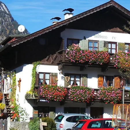 Yeti Lux - Panoramic Loft